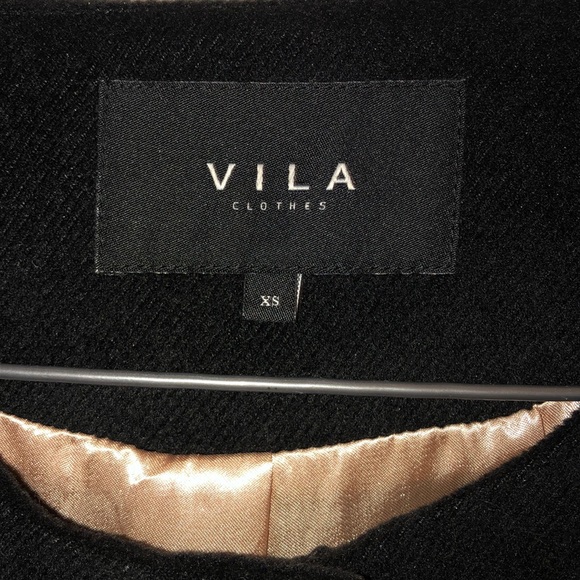 jacket - Picture 3 of 6